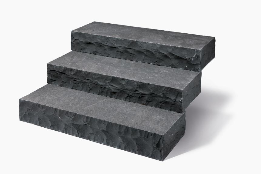 Blockstufen Basalt "SANDOKAN RUSTIKA" (anthrazit-schwarz)