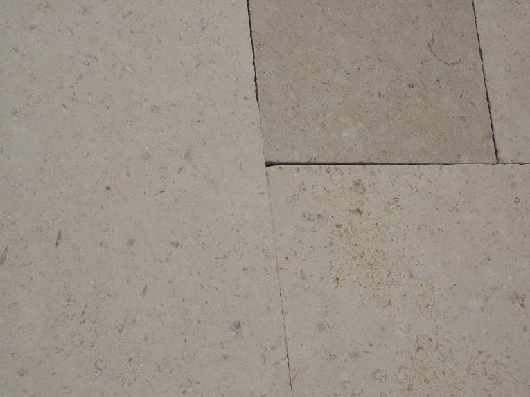 Terrassenplatten Kalkstein "CÄSAR" (creme-beige) -antik-