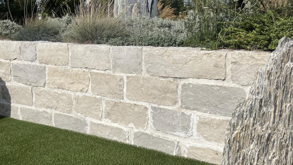 Mauersteine Kalkstein "MEDITERRAN GALA" (beige-grau)