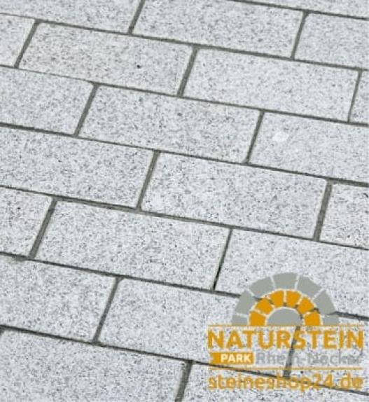 Pflasterplatten Granit "BRISTOL ELEGANCE" (edelgrau) -geflammt-