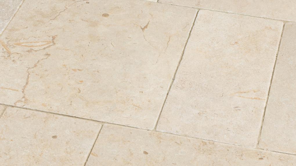 Terrassenplatten Kalkstein "SINDBAD" (gelb-beige) -antik-
