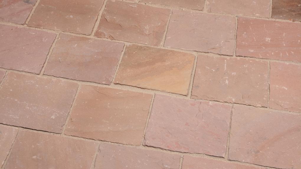 Terrassenplatten Sandstein "NEVADA" spaltrau