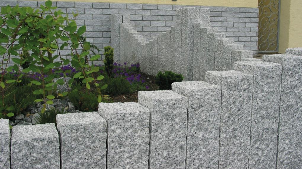 Palisaden Granit "BRISTOL RUSTIKA" (hellgrau)