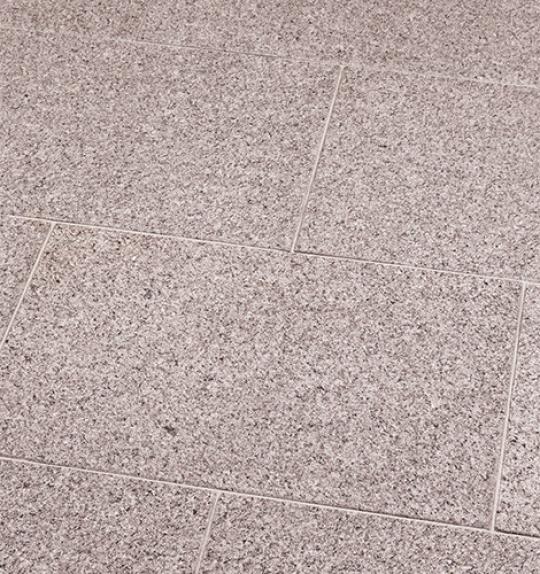 Terrassenplatten Granit "SCARLET" (rot-grau) -geflammt-