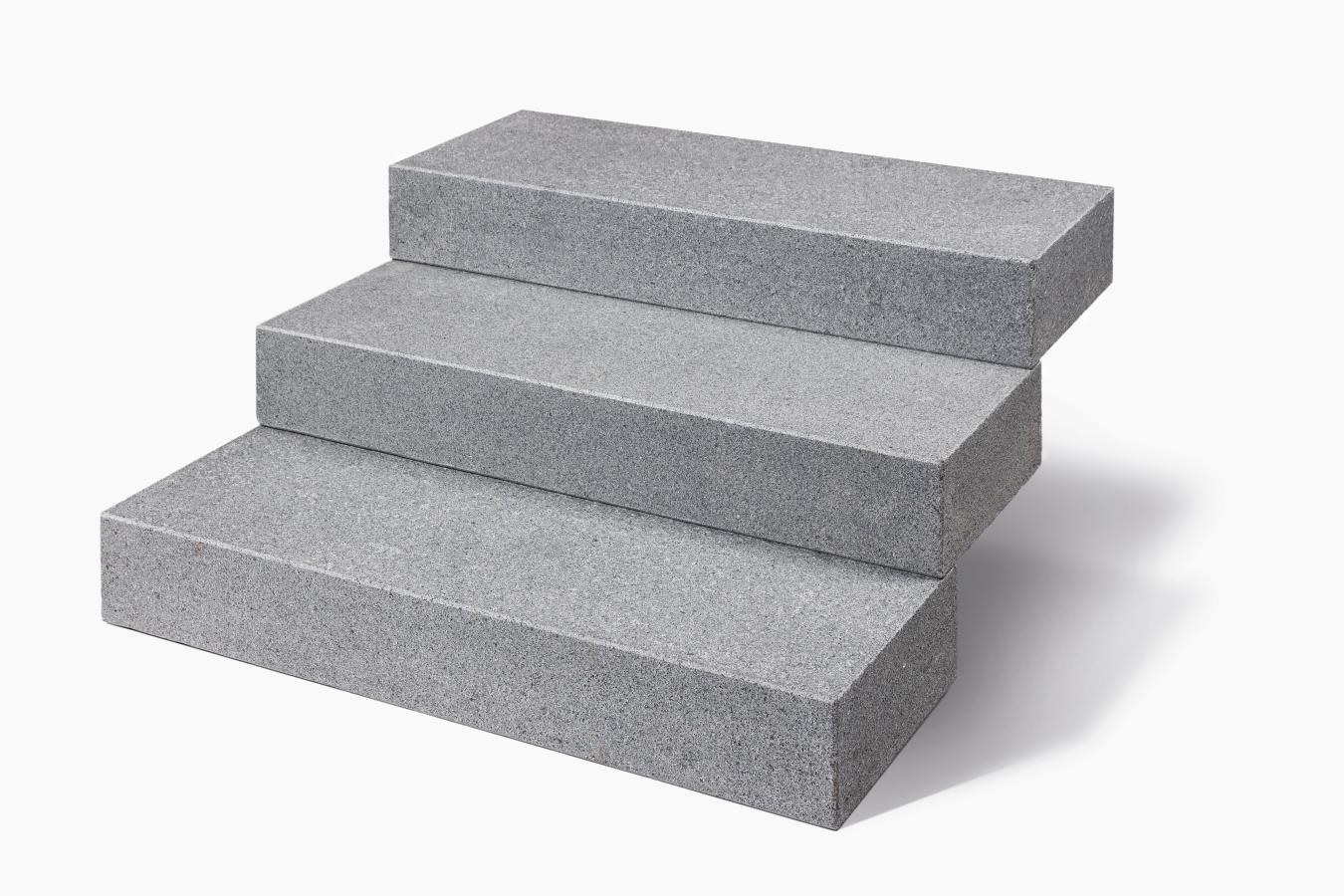 Blockstufen Granit "GALANT" (dunkelgrau-anthrazit) geflammt