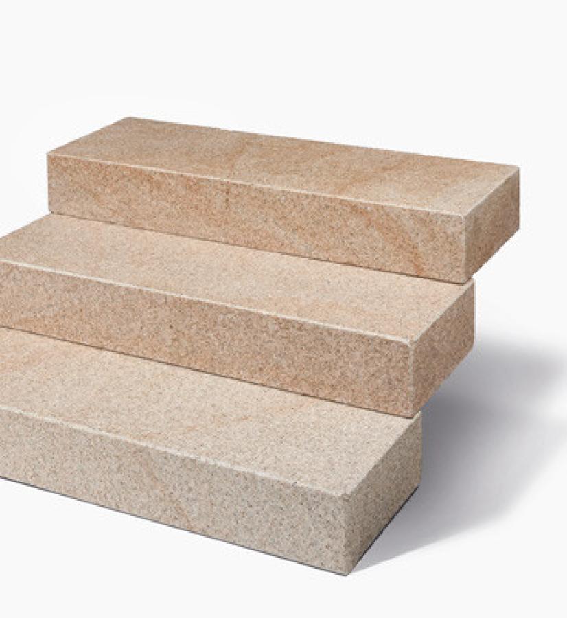 Blockstufen Granit "SUN" (rötlich-gelb) -geflammt-