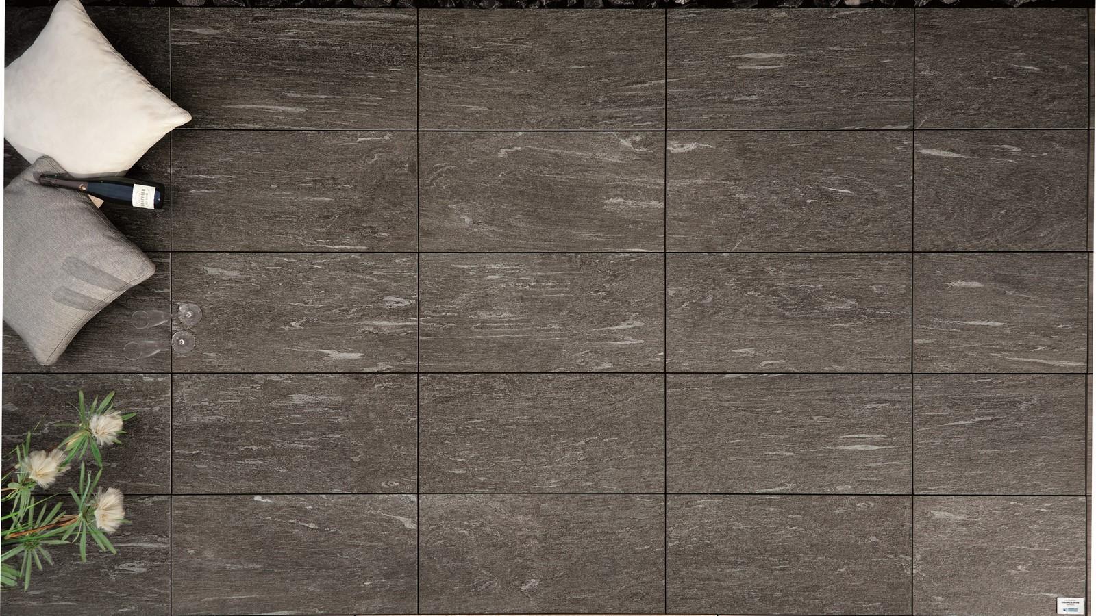 HARENA "CALANCA DARK" L´Altra Pietra Keramik