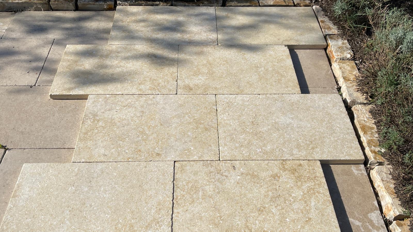 Terrassenplatten Kalkstein "CLEOPATRA" (creme-beige-gelb)