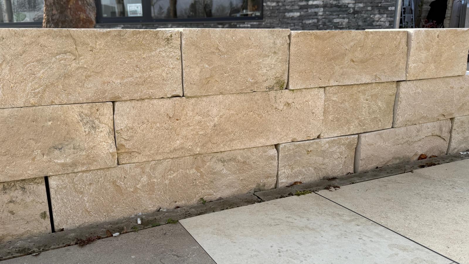 Mauersteine Kalkstein "CÄSAR" (beige-creme-braun)