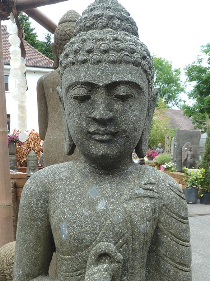 Stehender Buddha, Indien, Naturstein (Basanit) Steinmetzarbeit, Höhe 150cm