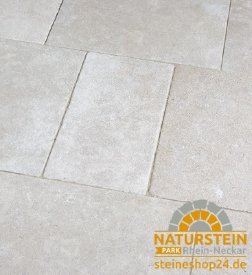 Terrassenplatten Kalkstein "CÄSAR" (creme-beige) -antik-