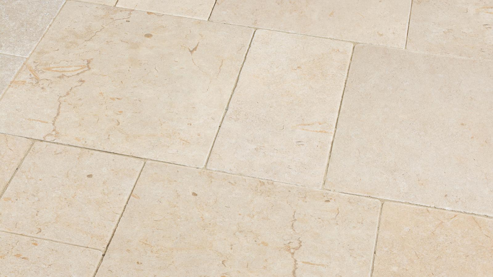 Terrassenplatten Kalkstein "SINDBAD" (gelb-beige) -antik-