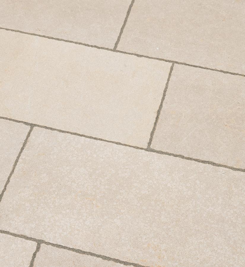 Terrassenplatten Kalkstein "ORELIA CREMA ANTIK" (creme/beige)