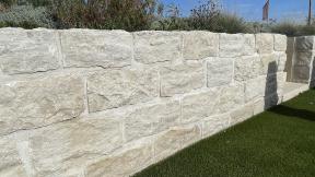 Preview: Mauersteine Kalkstein "MEDITERRAN CREMA" (hellbeige-creme-gräulich)