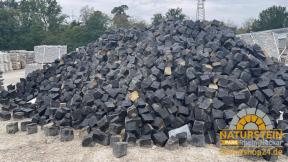 Preview: Pflastersteine Basalt "THAO BLACK" (schwarz) 10x10x8 cm (8/11)
