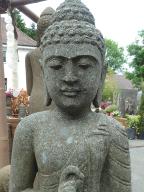 Preview: Stehender Buddha, Indien, Naturstein (Basanit) Steinmetzarbeit, Höhe 150cm