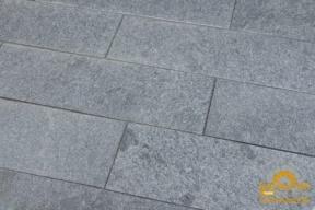 Preview: Terrassenplatten Gneis "MAGGIA" (dunkel- bis hellgrau)