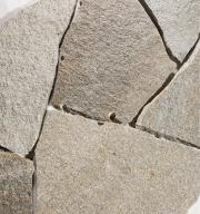 Preview: Polygonalplatten Gneis "LUCIA" (grau-gelblich-bunt) ca. 2-4 cm Stärke
