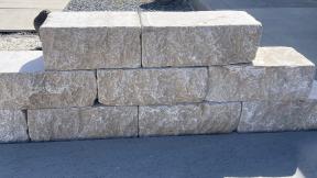 Preview: Mauersteine Kalkstein "ORELIA CREMA SCHLOSSMAUER" (creme-beige)